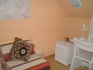 Проживание в семье Jannseni Accommodation Пярну Одноместный номер с общей ванной комнатой-9